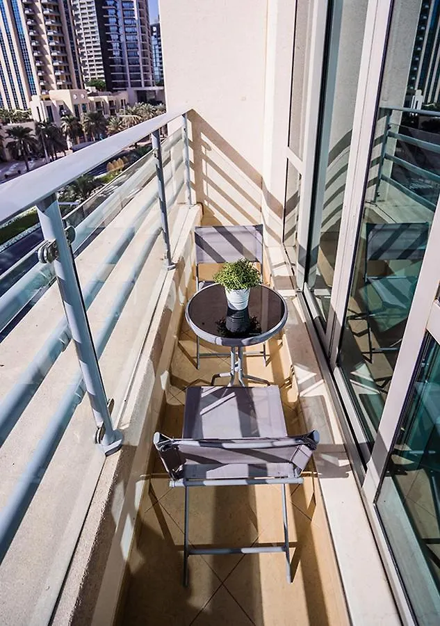 Nasma Luxury Stays - Boulevard Central Tower Dubai Apartment